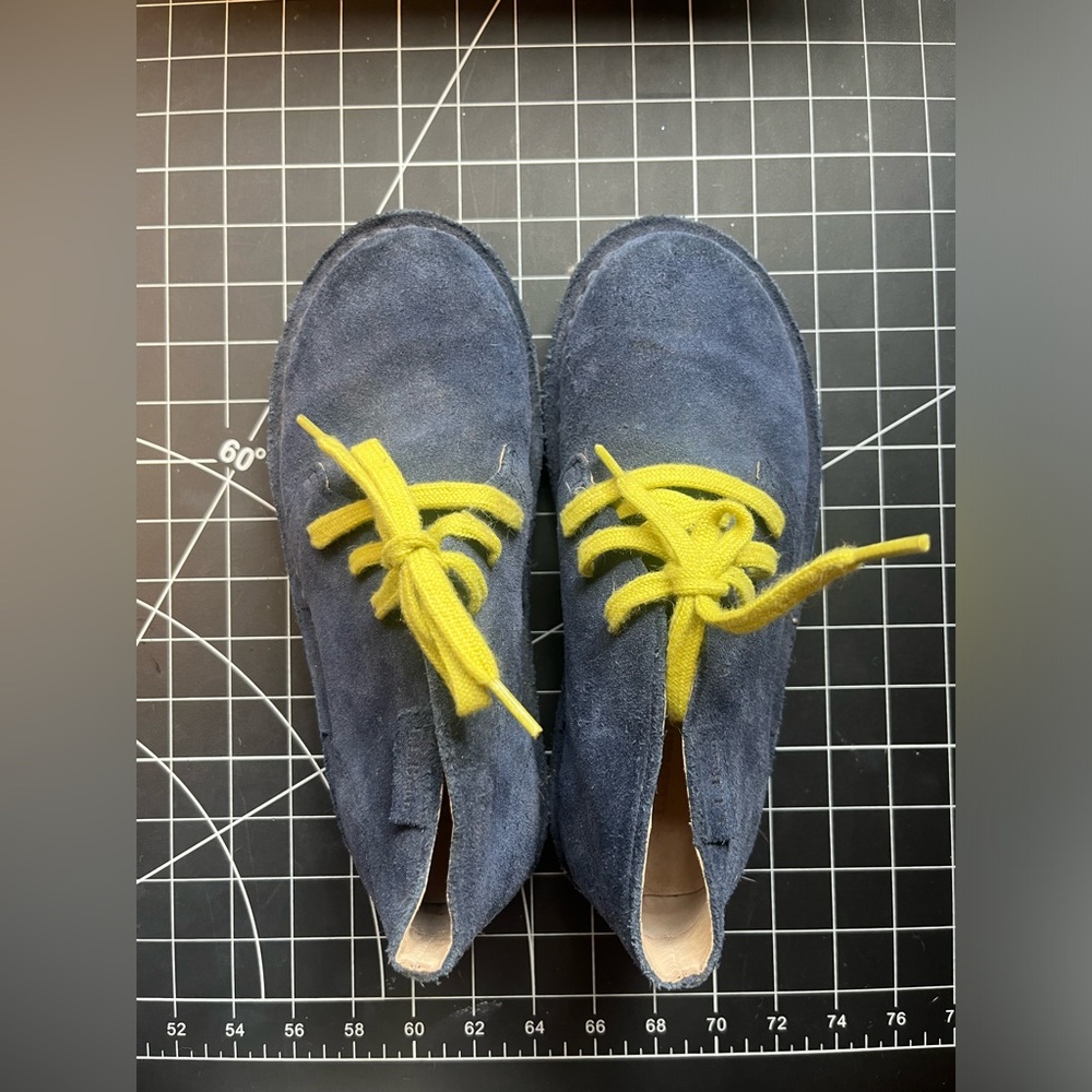 Kids 13 LL Bean navy blue suede tie shoes with yellow laces